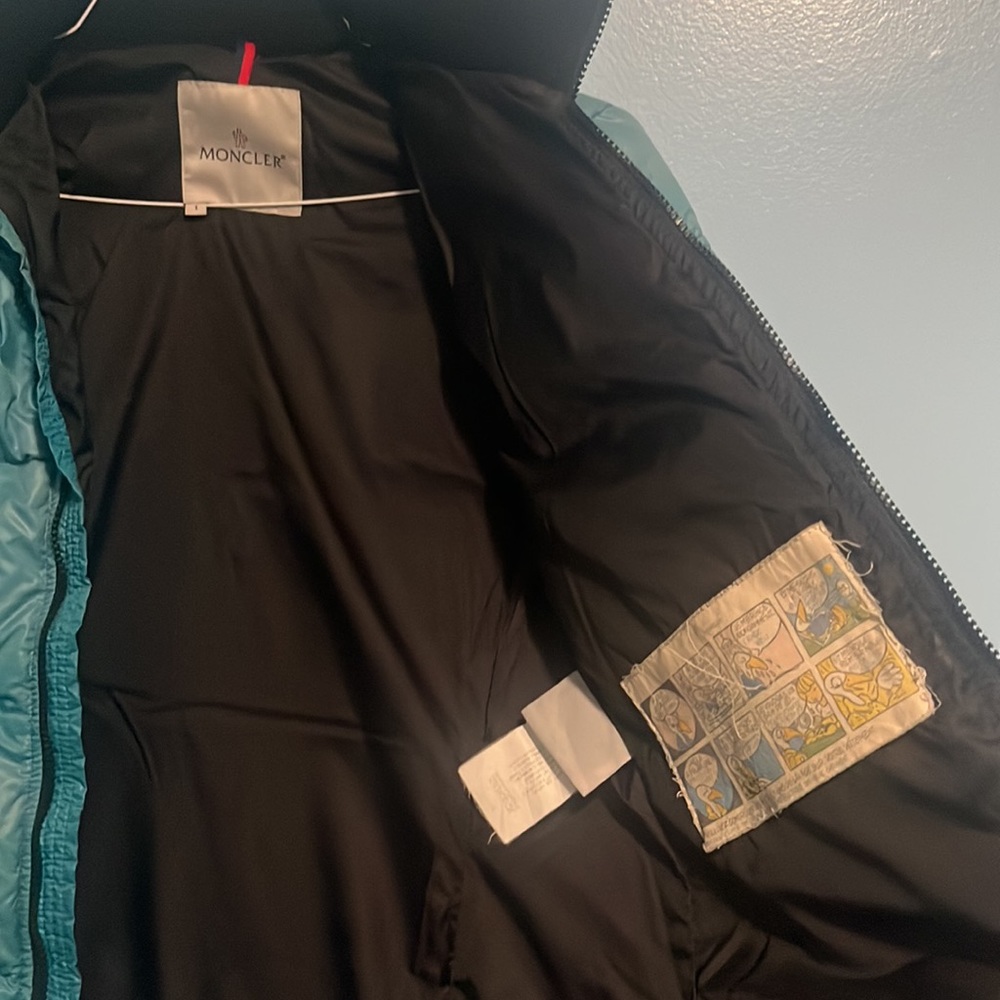 Moncler - Picture 3 of 4